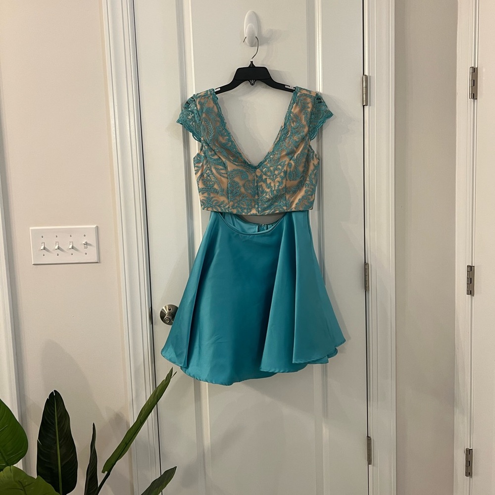Turquoise Two Piece Formal/Semi Dress